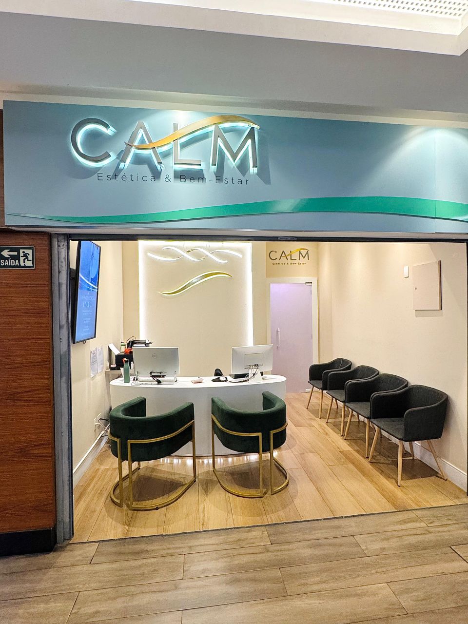 Fachada da CALM no Largo do Machado